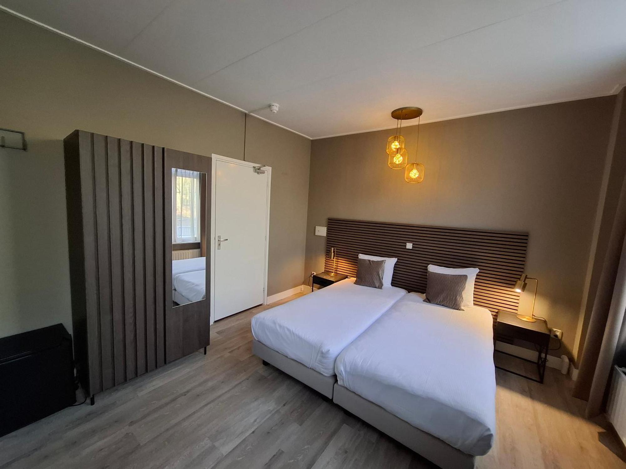 Hotel Randduin オーストカペッレ エクステリア 写真