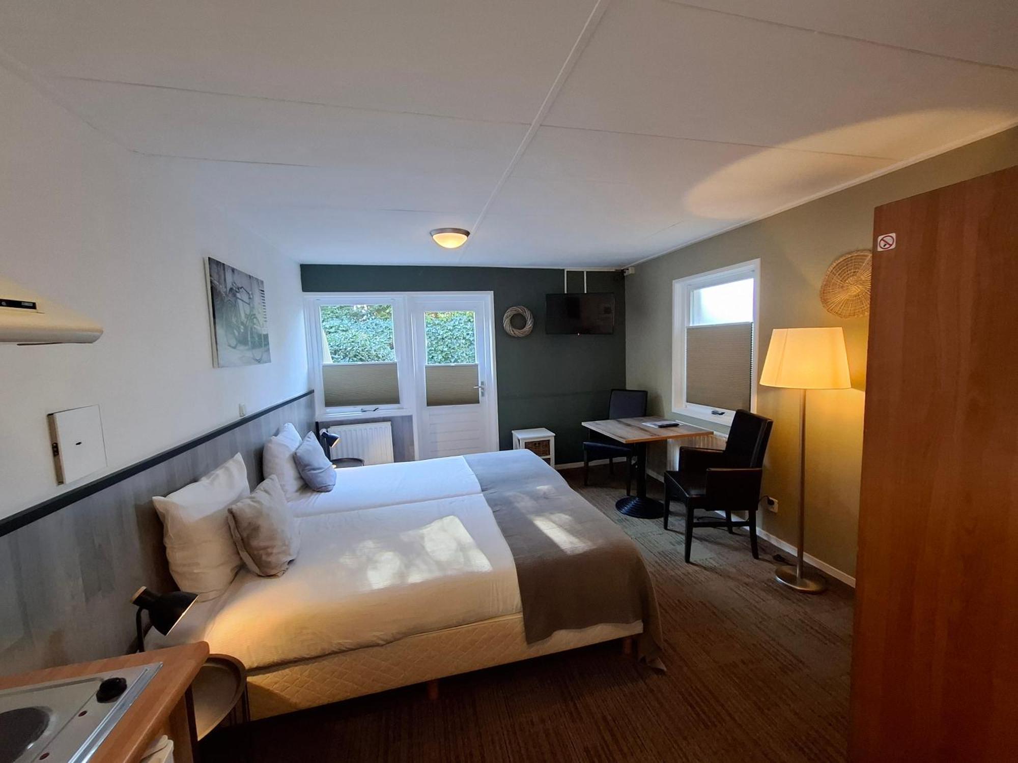 Hotel Randduin オーストカペッレ エクステリア 写真